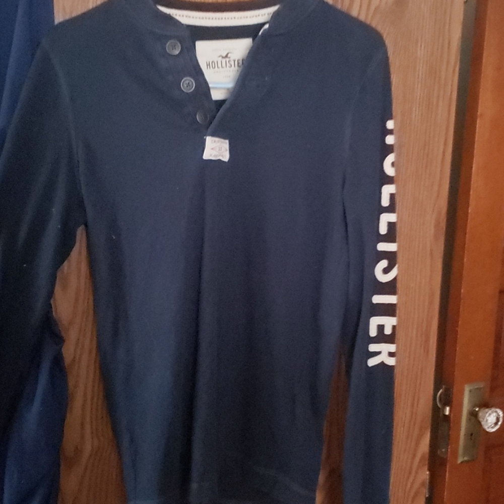 Long sleeve Hollister